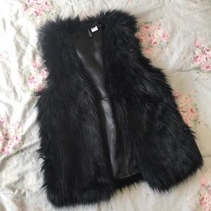 Fur vest